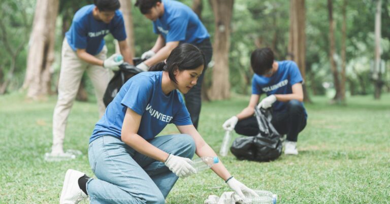 Volunteering.png