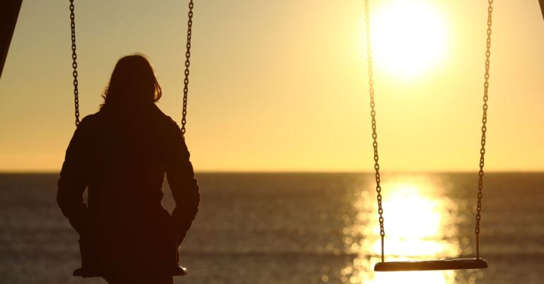 alone20on20a20swing20 20loneliness